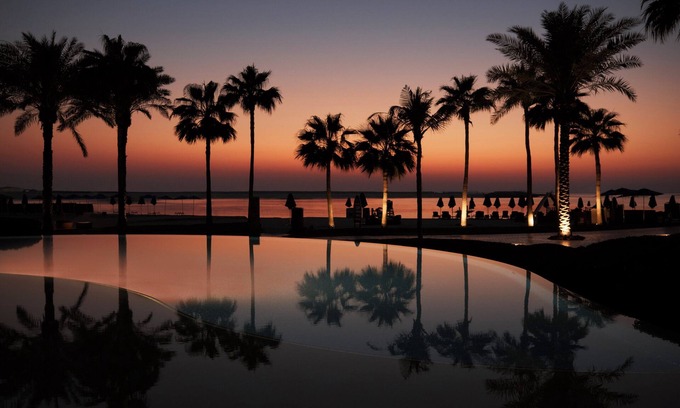 Jumeirah Hotel | Four Seasons Resort Dubai at Jumeirah Beach