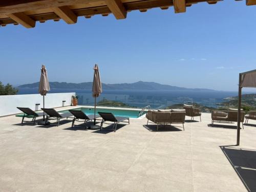 Skiathos Villa | Four Seasons Villas
