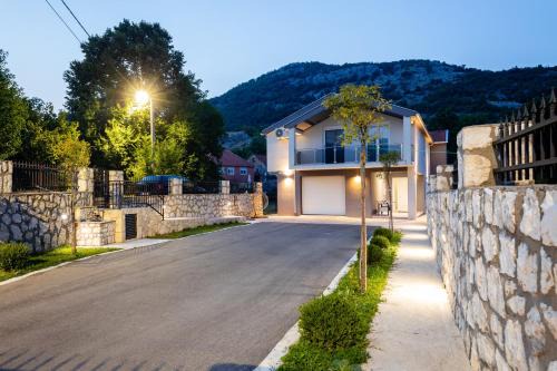 Donje Polje Apartment | Fox apartman