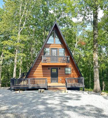 Jones Mills House | Fox Hill Cabin Where Country Charm Meets Town Convenience