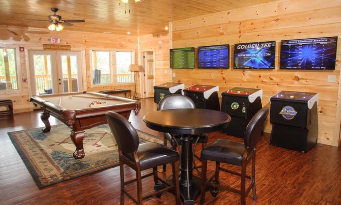 Pittman Center House | Foxwood Mansion Cabin