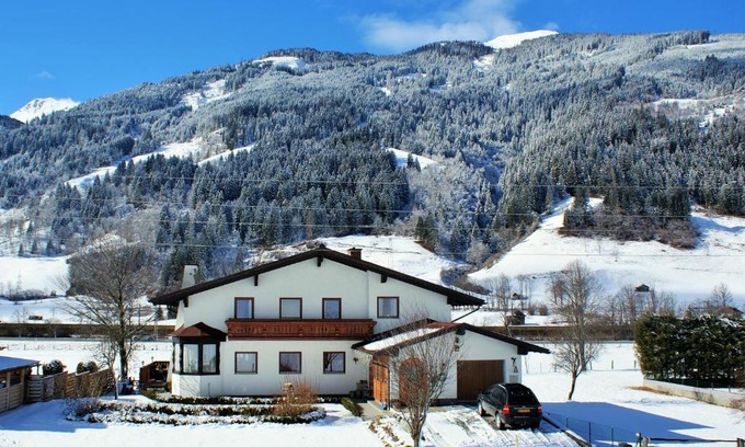 Bad Hofgastein Bed & Breakfast | Frühstückpension Larson
