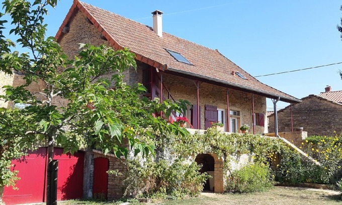 Mazille Cottage | Idyllic setting in South Burgundy, 120m2 winegrower's house entirely renovated.