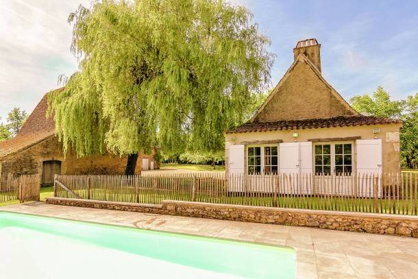 Saint-Georges-de-Montclard Villa | Restored farmhouse with private pool.
