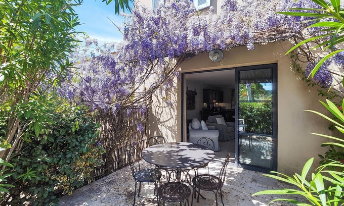 Saint-Laurent-de-la-Cabrerisse House | Gorgeous home in Saint-Laurent-de-la-Cabrerisse