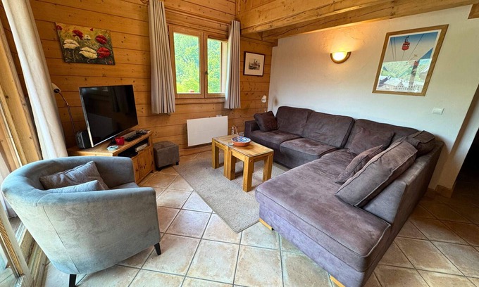 Le Bettaix Apartment | Comfort+ Apartment with Balcony and Parking - 3 Bedrooms, 6 pers, WiFi - Les Menuires