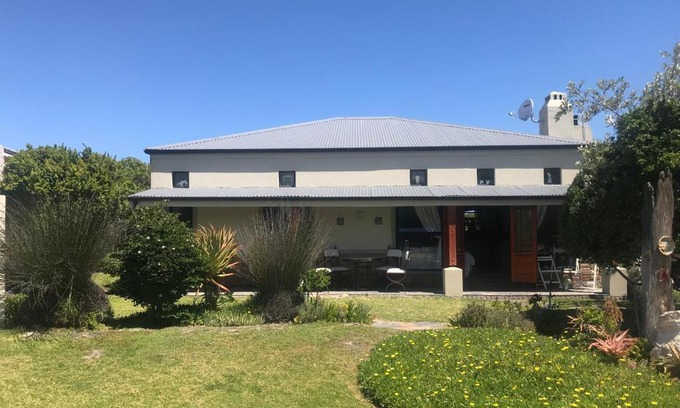 Struisbaai Apartment | Fraai Uitzicht Struisbaai