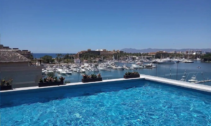 Nuevo Vallarta Hotel | FRACCIONAMIENTO NAUTICO by TRVL2HM