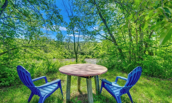 Franconia House | Franconia Home w/Community Pool & River Access!