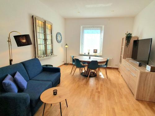 Velbert Apartment | FRANKES SLEEP INN, 4, 2, 1 Raumwohnungen, Sauna