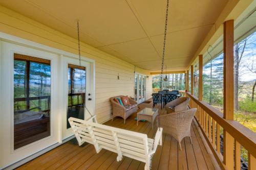 Franklin House | Franklin Cabin Deck with Smoky Mountain Views!