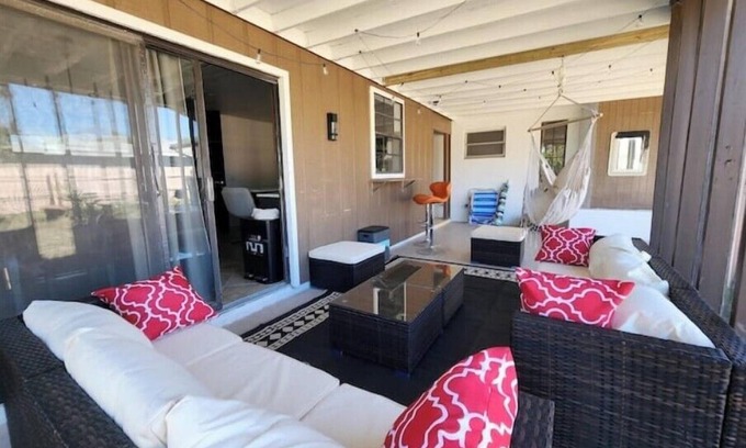 Indialantic House | Franklyn Luxe - 2 min walk to Beach & Dining