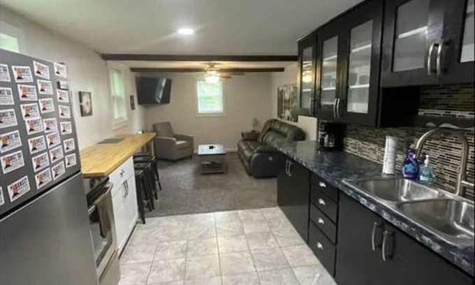 Ashtabula House | Frank’s Last Resort- Sunset Vacation Rentals