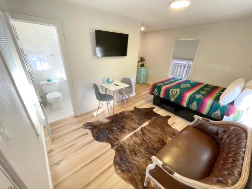 Fredericksburg Hotel | Frederick Motel