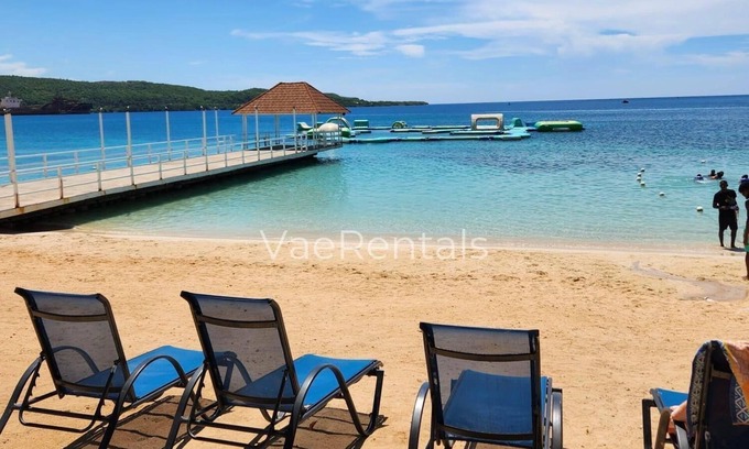 Discovery Bay House | Free Beach&pool Access -vaes Luxury Escape