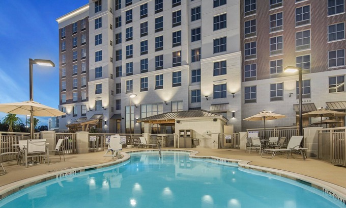 Florence Apartment | Free Breakfast! Outdoor Pool + Business Center | Fully Equipped Studio