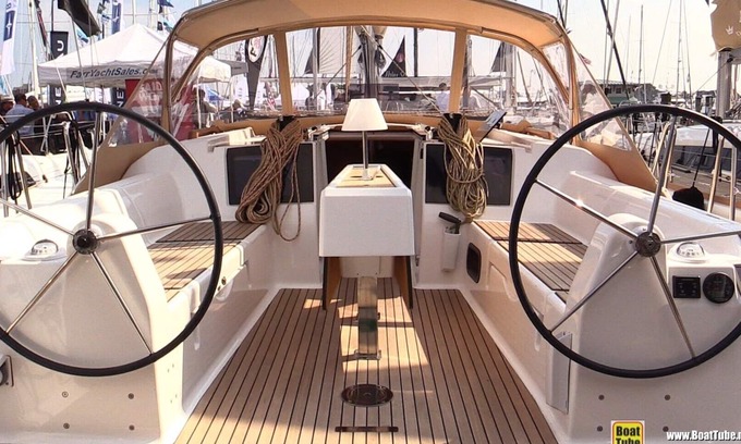 Porquerolles Boat Rental | - Free cruise around the Levant Islands - Embark and create your trip -