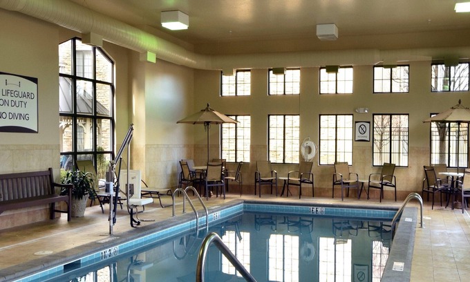 Beckett Ridge Condo | Free Daily Breakfast, Fitness Center, Indoor Pool.