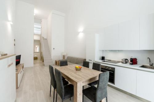 Precotto Apartment | Free Parking - 1 Min Metro to Duomo - Loft Moderno