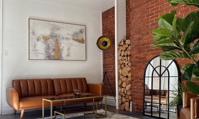 East Allegheny Apartment | Free Parking Historic Charmer completely renovated