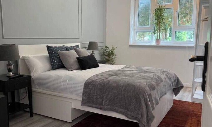 Thurlow Park Apartment | FreeParking | 5 Min 2 Station | Near Brockwel Park