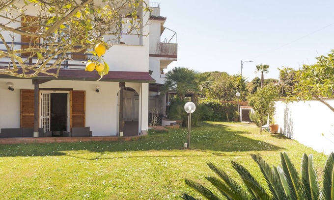 Fregenae Villa | Fregene Beach House near Rome