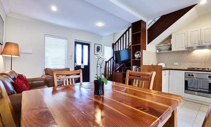 Fremantle House | Fremantle Townhouse Unit 6