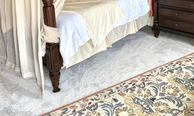 Kirksville Cottage | French Cottage in the woods 5min to lake/town