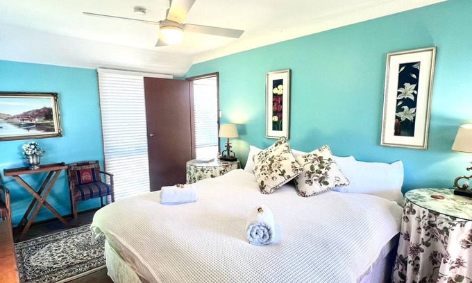Moss Vale Apartment | French/Italian Style Boutique The Loft Apartment @Chapmans + Breakfast + Pets
