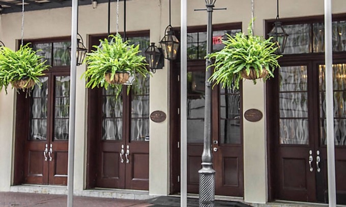 Central Business District Hotel | French Quarter Prime 1BR Villa in heart of NOLA