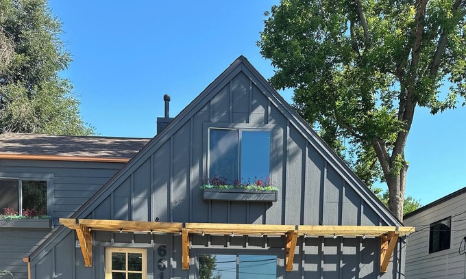 Edgewater House | Fresh! New! Beautifully and completely furnished!