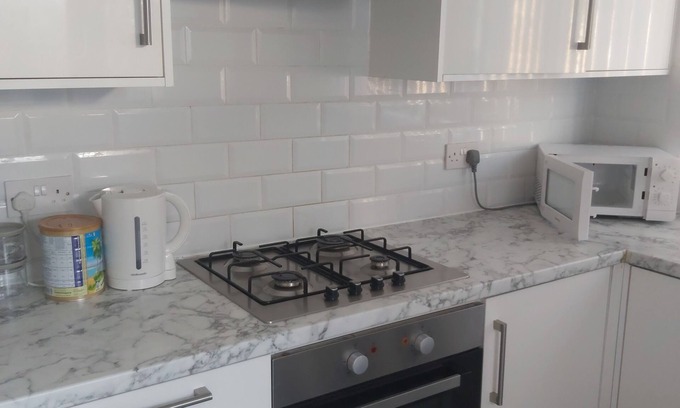 Birmingham House | Fresher Space Home Stay