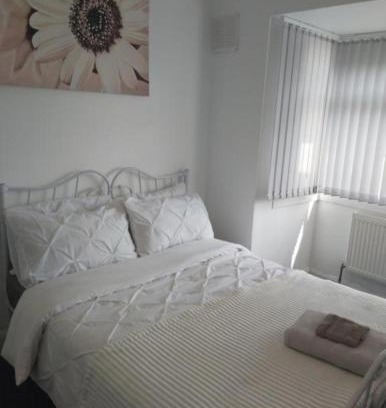 Birmingham House | Fresher Space Home Stay