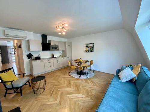 Weißgerber Apartment | Freshly renovated Apartment in Trendy Area l HG21