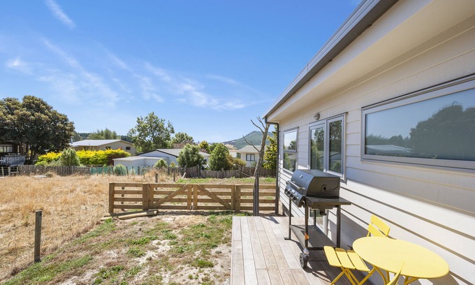 Omori Cottage | Freshwater Lookout - Taupo Holiday Home