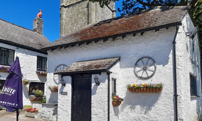 Pillaton House | FRIARS REST, pet friendly, character holiday cottage in Callington