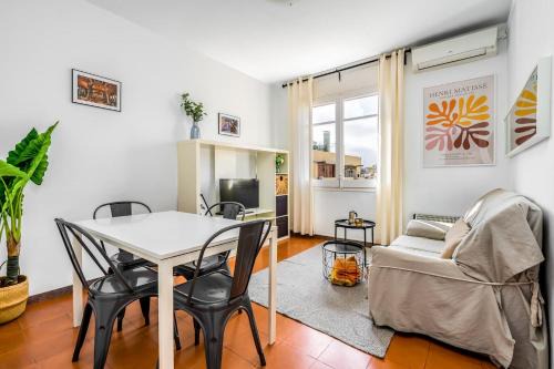 el Fort Pienc Apartment | Fridays Flats Arc De Triomf - Solar & Spacious