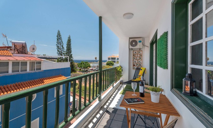 Alcala Apartment | Friendly Holiday Home Apartamento Sol with Wi-Fi, Terrace