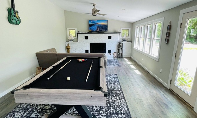 Lower Township House | Friends & Family Getaway
