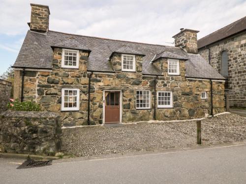 Dolgellau House | Fro Awel