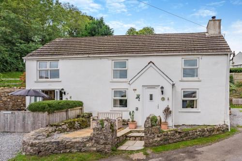 Llangennith House | Frog Cottage