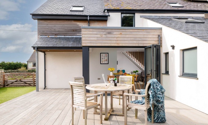Rhosneigr House | Fronallt - a fabulous 3 bedroom property in Rhosneigr