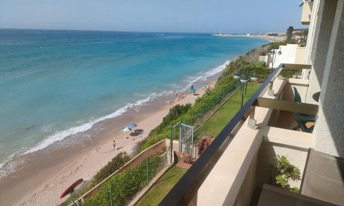 Roda de Bara Apartment | Front Line Beach Costa Dorada