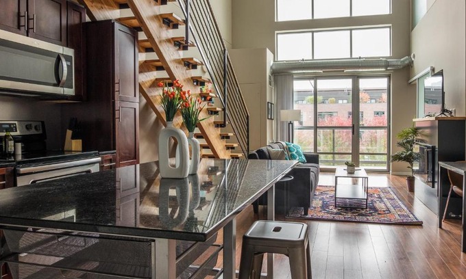 Mill District Apartment | FRONTDESK 225 Portland Ave Mill District Downtown Apts