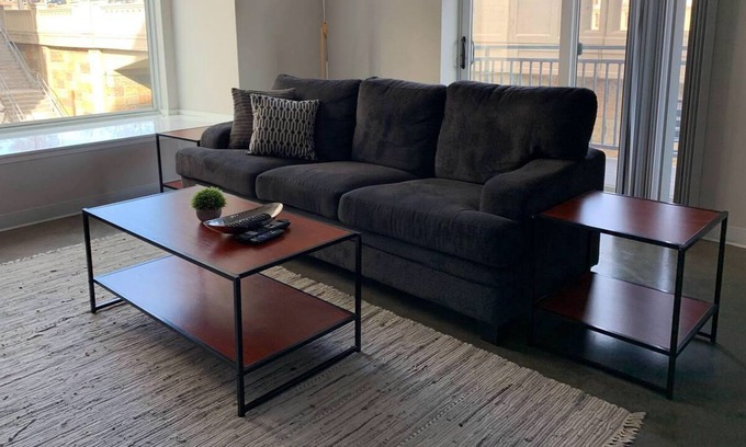Milwaukee Apartment | FRONTDESK Walker's Landing Apts Riverwest Milwaukee