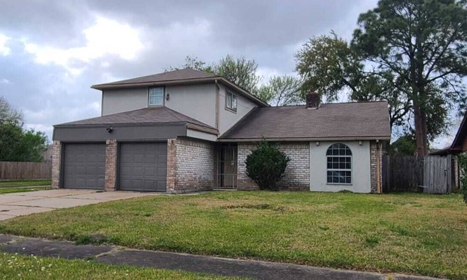 Missouri City House | Frostview Retreat 4BR/2B 4Beds/W Pool