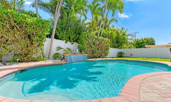 Imperial Point House | FTL dream home - pool - Game room