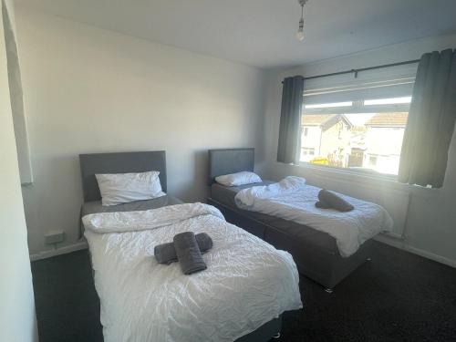 Peterborough House | Full House - 5 Beds - Wi-Fi