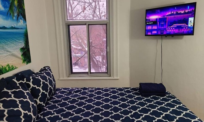 Mile End House | Full Kitchen \ TV + Netflix \ Room B