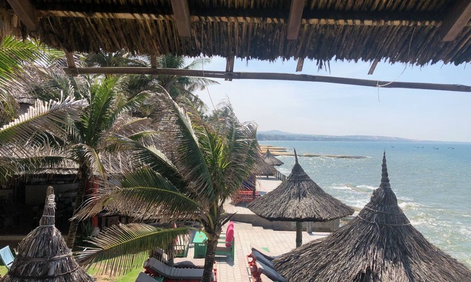 Central Mui Ne Beach Resort | Full Moon Beach